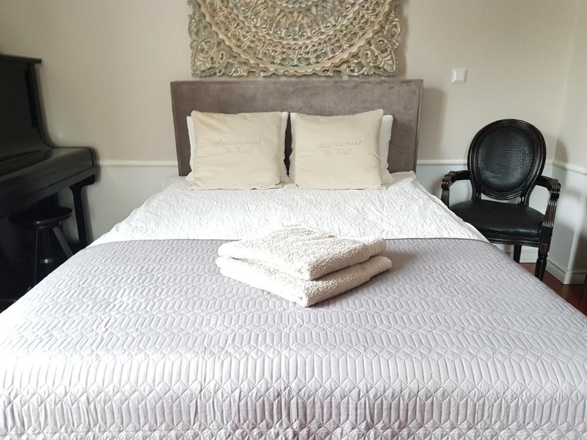 Be Well 3-Rooms Apartment With Parking And Garden Warsaw Exterior photo